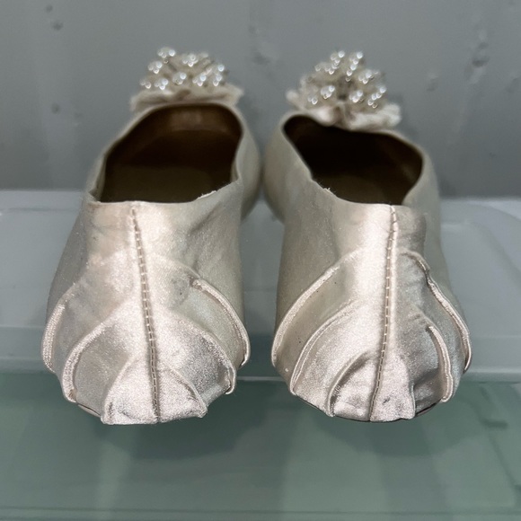 Kate Spade Cream Flats with Pearl Embellishment - Picture 5 of 7